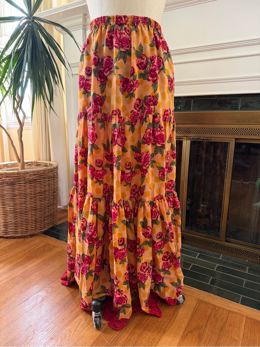 100% silk maxi skirt made from vintage sari fabric - size medium
